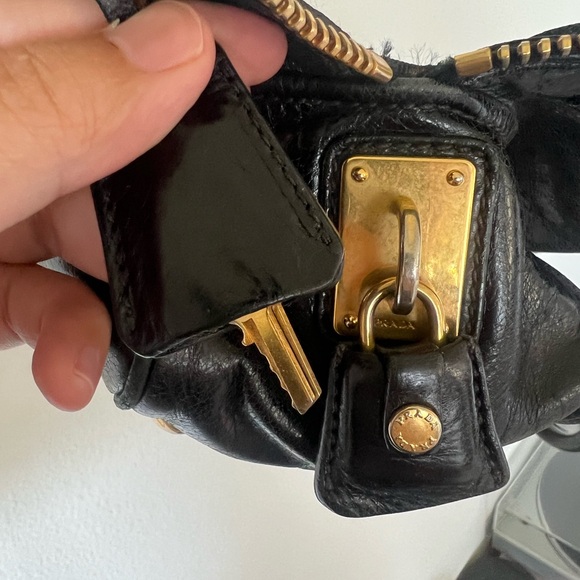 Prada Vitello handbag satchel leather black - Picture 3 of 8